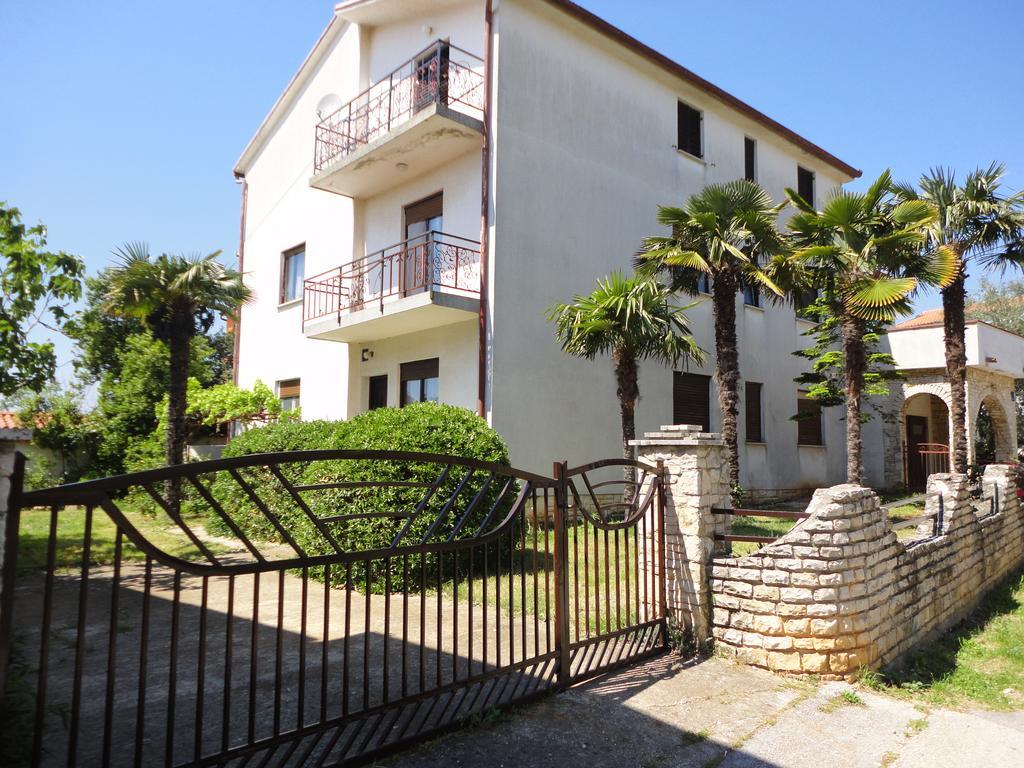 Apartment Zlata Vrcevan 메덜린 외부 사진